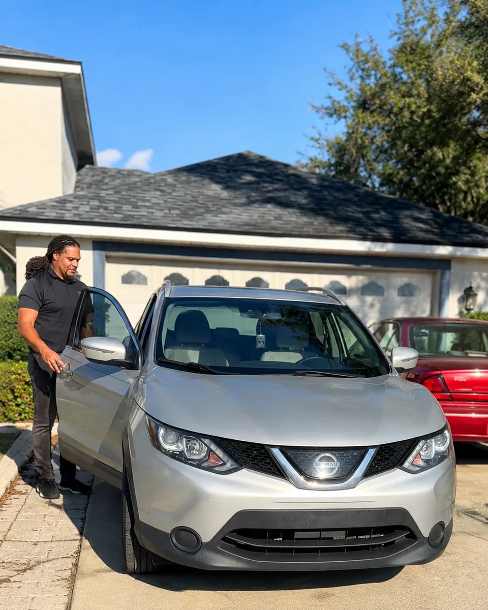 After windshield replacement on a Nissan Rogue in Orlando FL by Proset Auto Glass